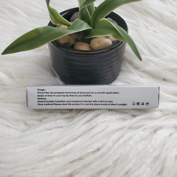 TASH Cosmetics Lip Service Purple Liquid To Matte Lipstick #19 - Picture 4 of 4